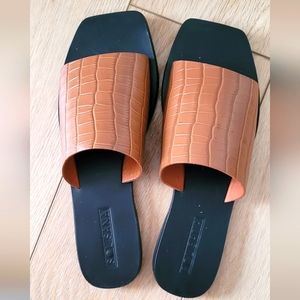 SOL SANA Mila Slides- Tan Leather. Size 38
